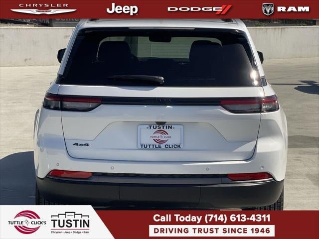 New 2027 Jeep Grand Cherokee Altitude AWD/4WD image 45
