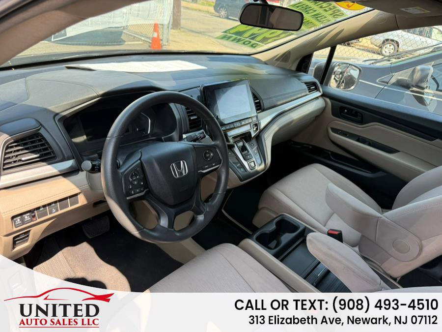 Used 2018 Honda Odyssey EX image 6