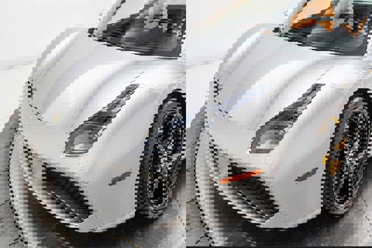 Used 2018 Ferrari 488 Spider image 95