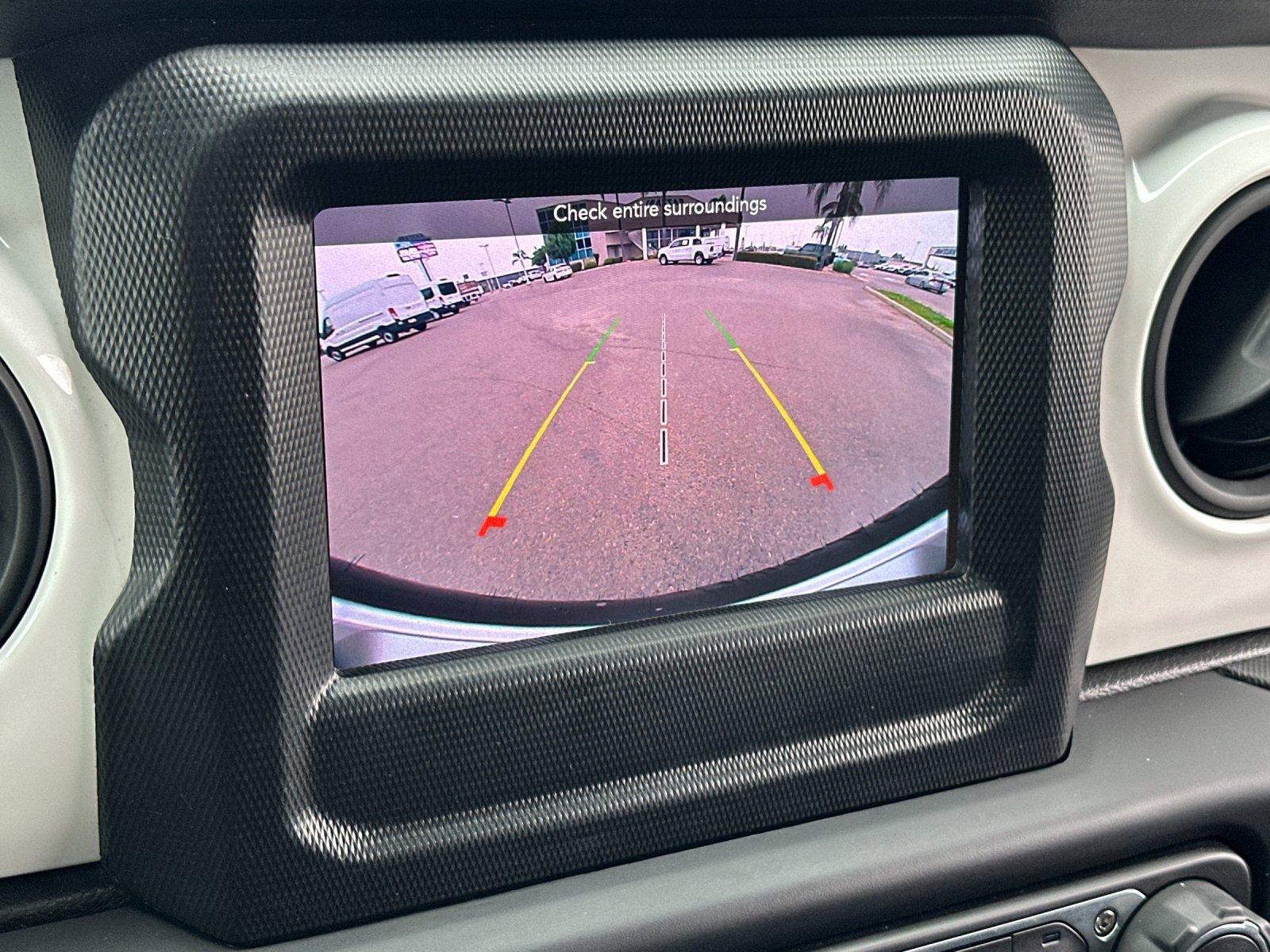 Used 2021 Jeep Wrangler Unlimited Islander image 18