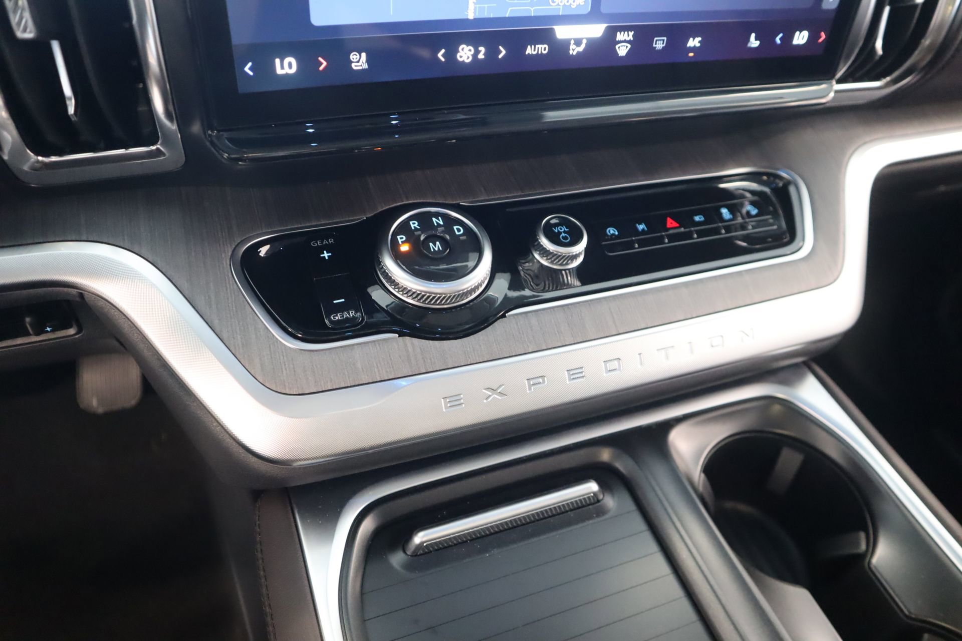 New 2026 Ford Expedition Max Platinum w/ Platinum Ultimate Package image 7