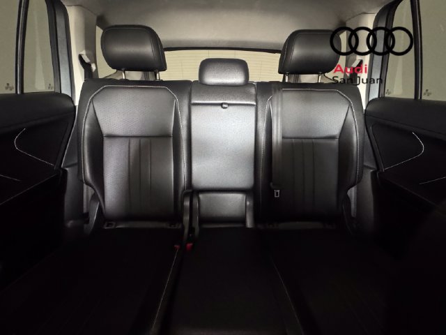 Used 2023 Volkswagen Tiguan SE FWD image 13