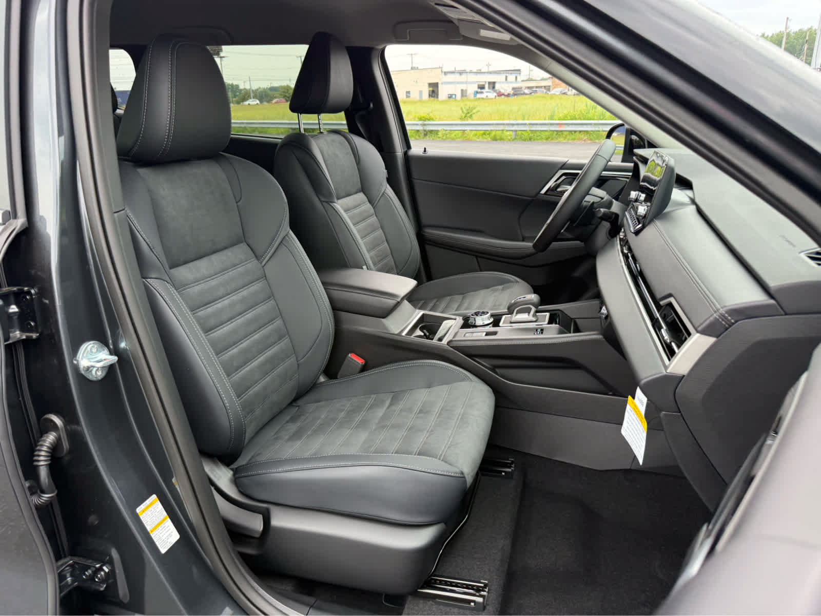 New 2026 Nissan Rogue SL AWD/4WD image 19