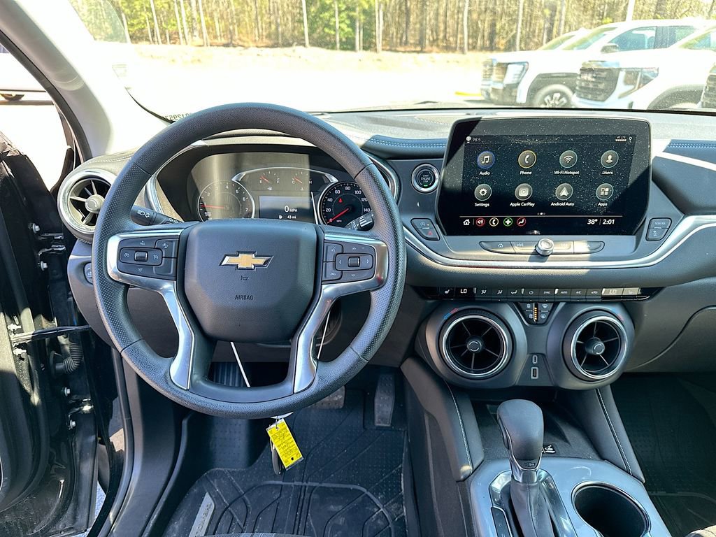 Used 2024 Chevrolet Blazer LT w/ Convenience Package image 19