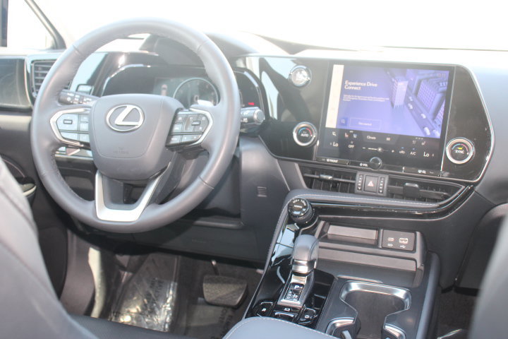 Used 2025 Lexus NX 250 FWD w/ Premium Package image 24