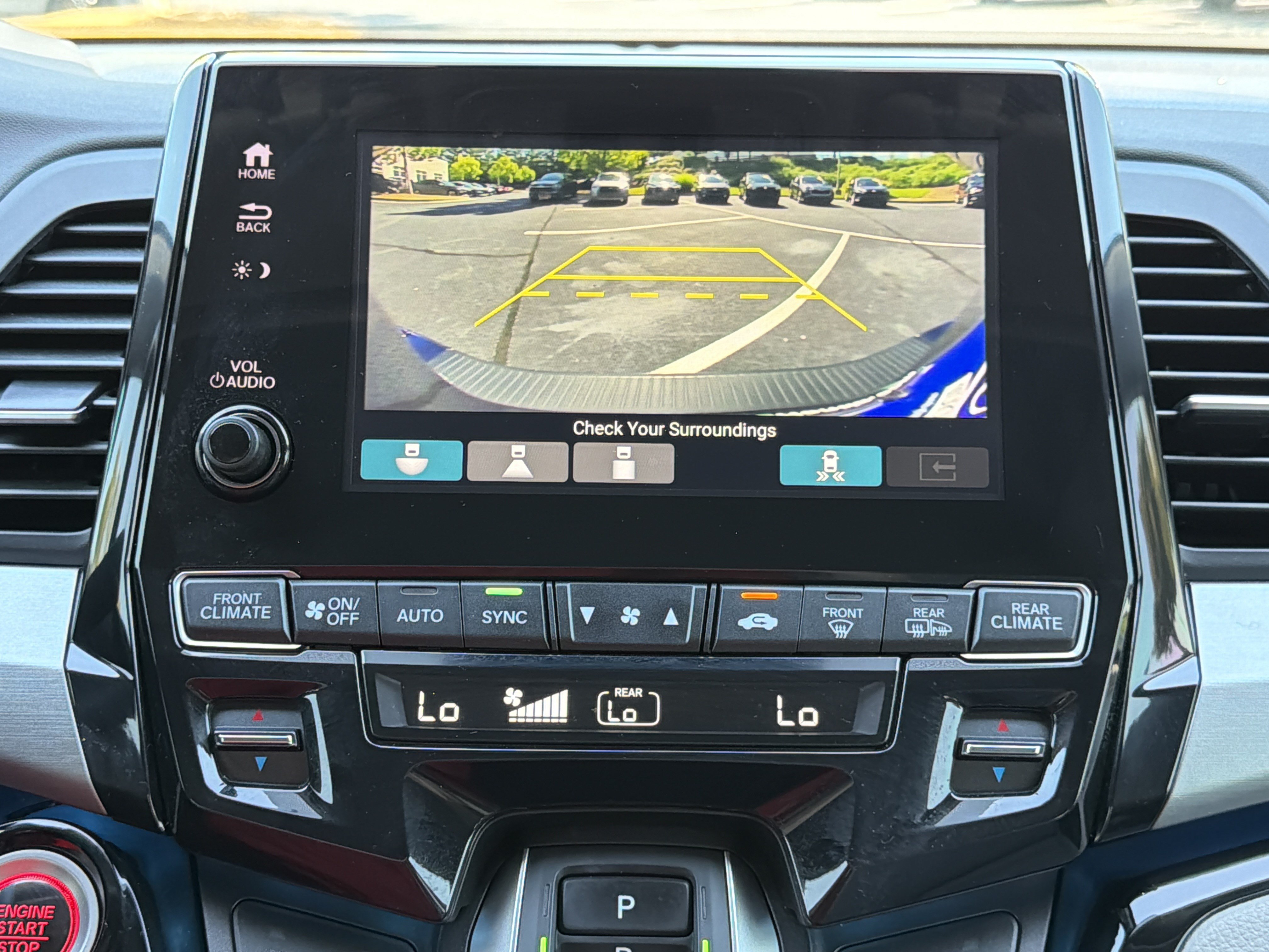 Certified 2024 Honda Odyssey Touring image 4