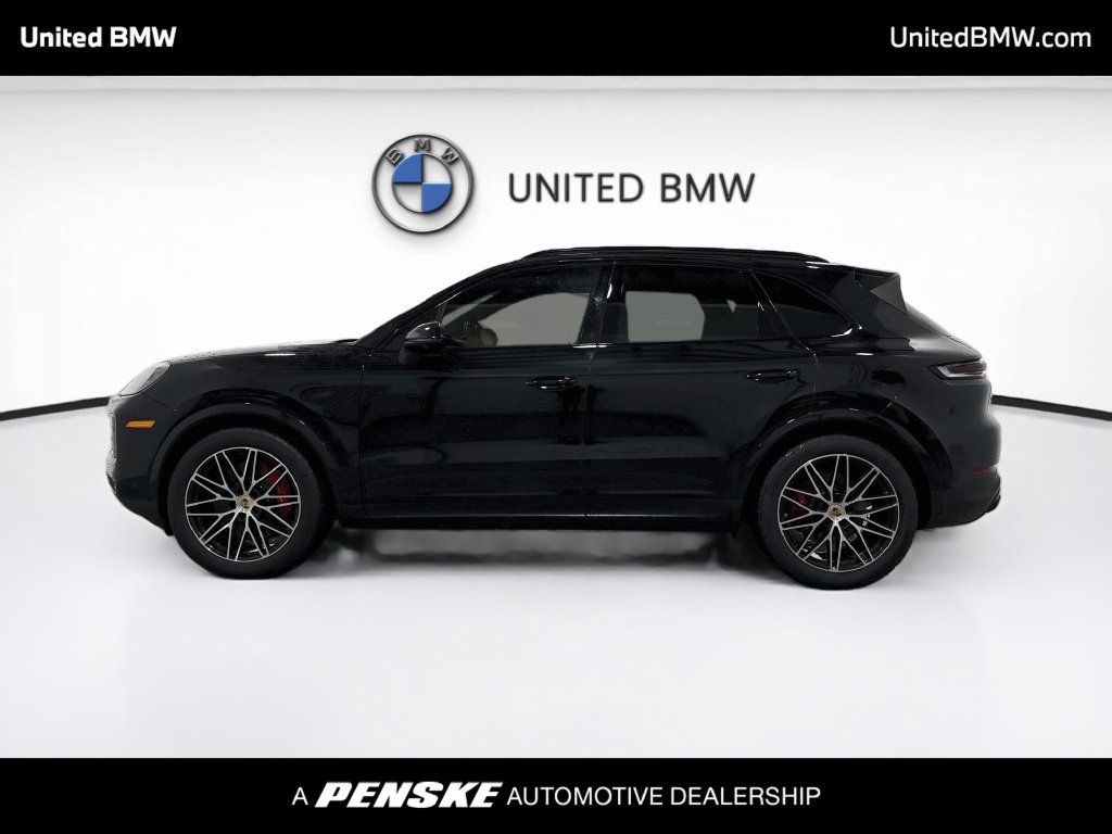 Used 2024 Porsche Cayenne S AWD/4WD image 8