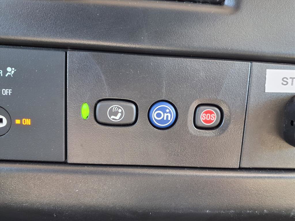 New 2025 GMC Savana 3500 w/ Power Convenience Package RWD image 9