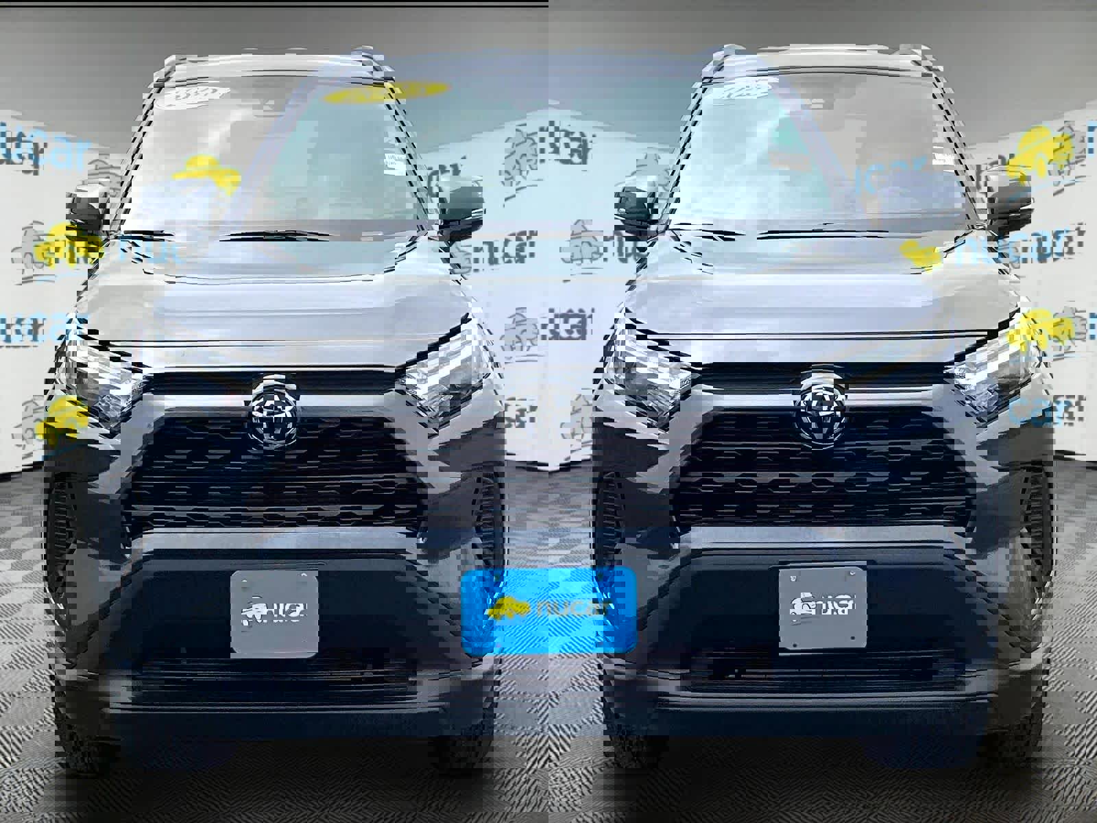 Used 2025 Toyota RAV4 XLE image 2