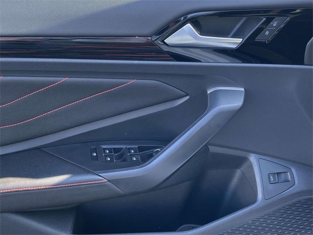 Used 2024 Volkswagen Jetta GLI 40th Anniversary Edition image 15