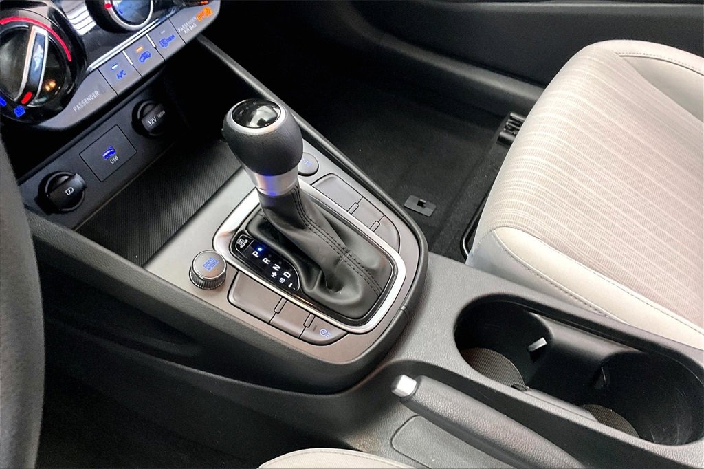 Used 2022 Hyundai Kona SEL w/ Cargo Package image 14