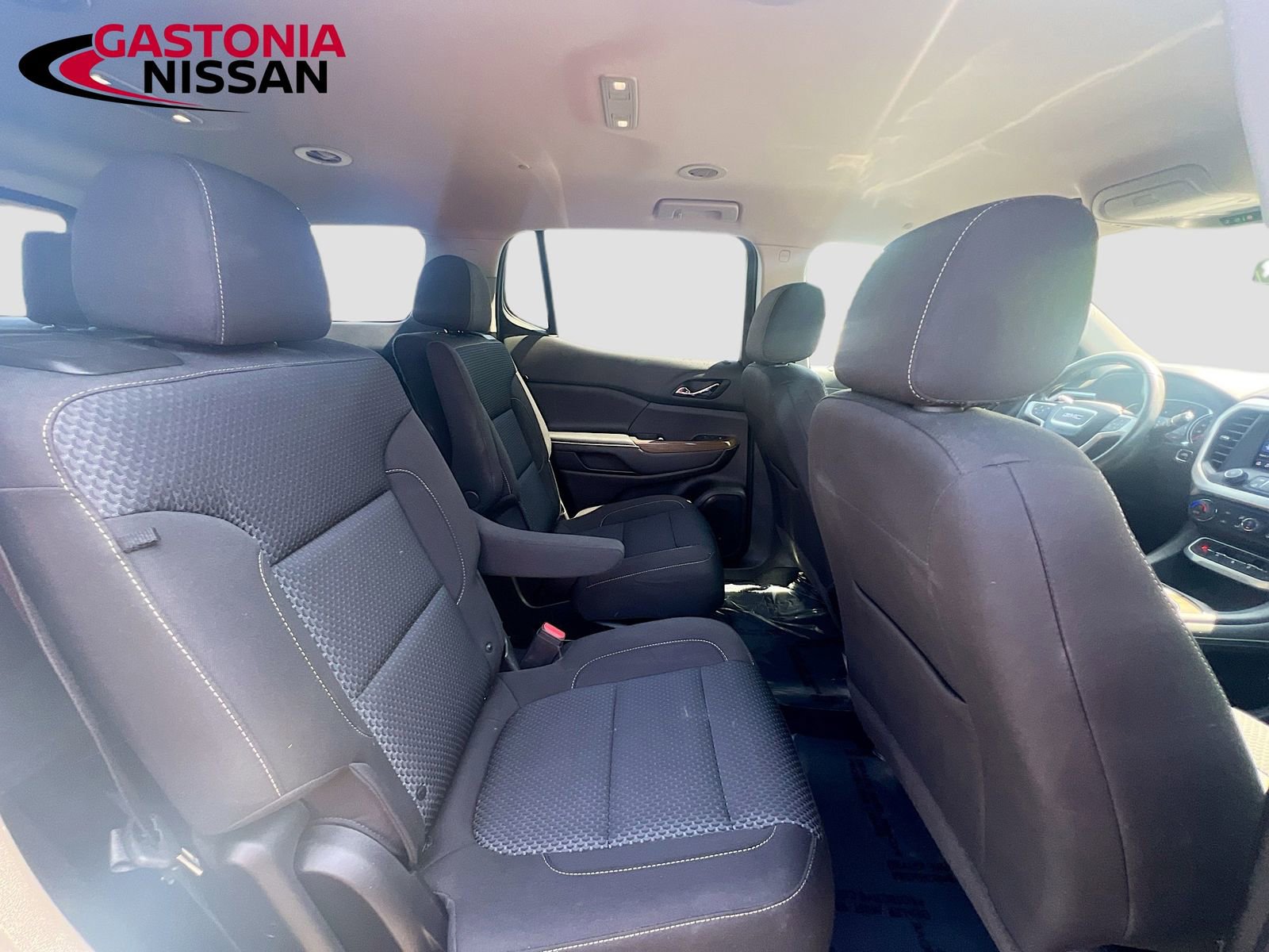 Used 2023 GMC Acadia SLE w/ Driver Convenience Package image 38