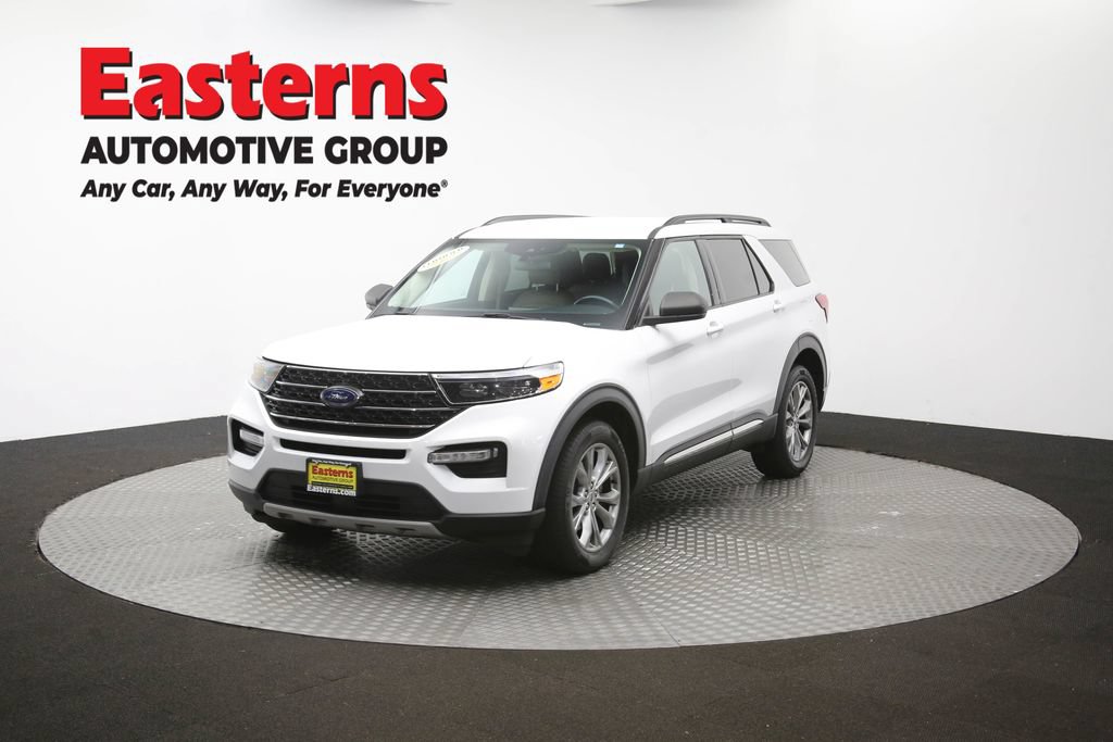 Used 2022 Ford Explorer XLT w/ Equipment Group 202A AWD/4WD image 58