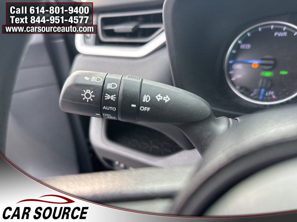 Used 2021 Toyota RAV4 XLE w/ Convenience Package image 23