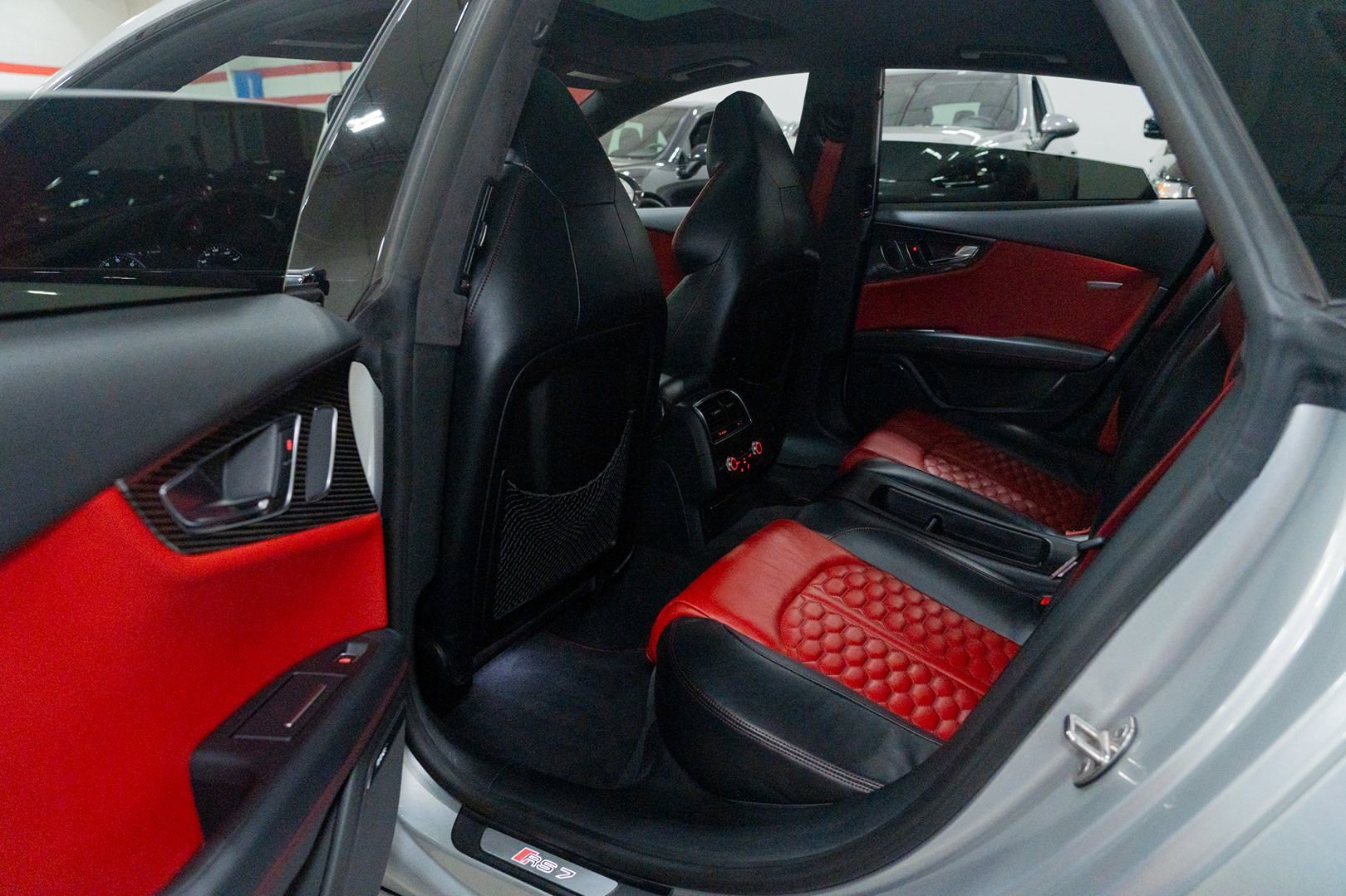 Used 2016 Audi RS 7 Prestige image 29