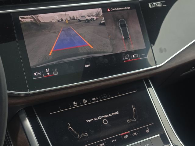 Used 2025 Audi Q7 3.0T Premium Plus image 22