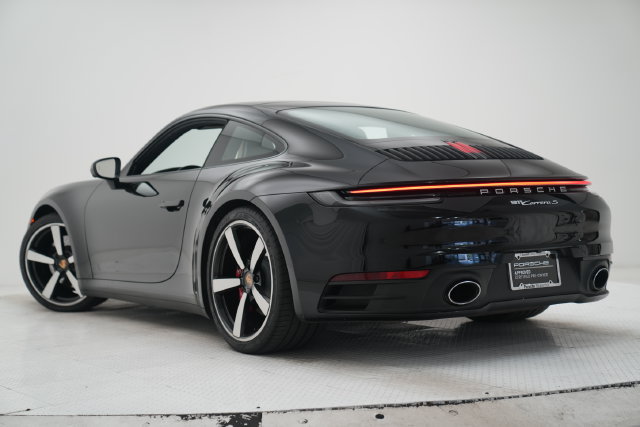 Certified 2021 Porsche 911 Carrera S RWD image 25