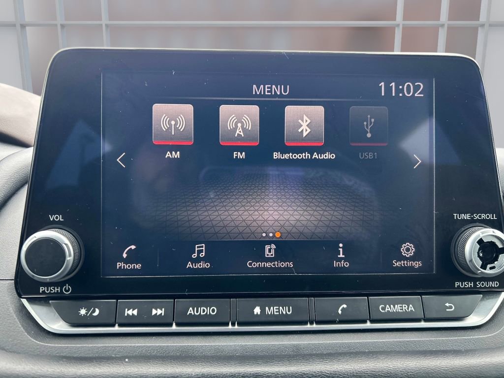 Used 2023 Nissan Rogue S image 29