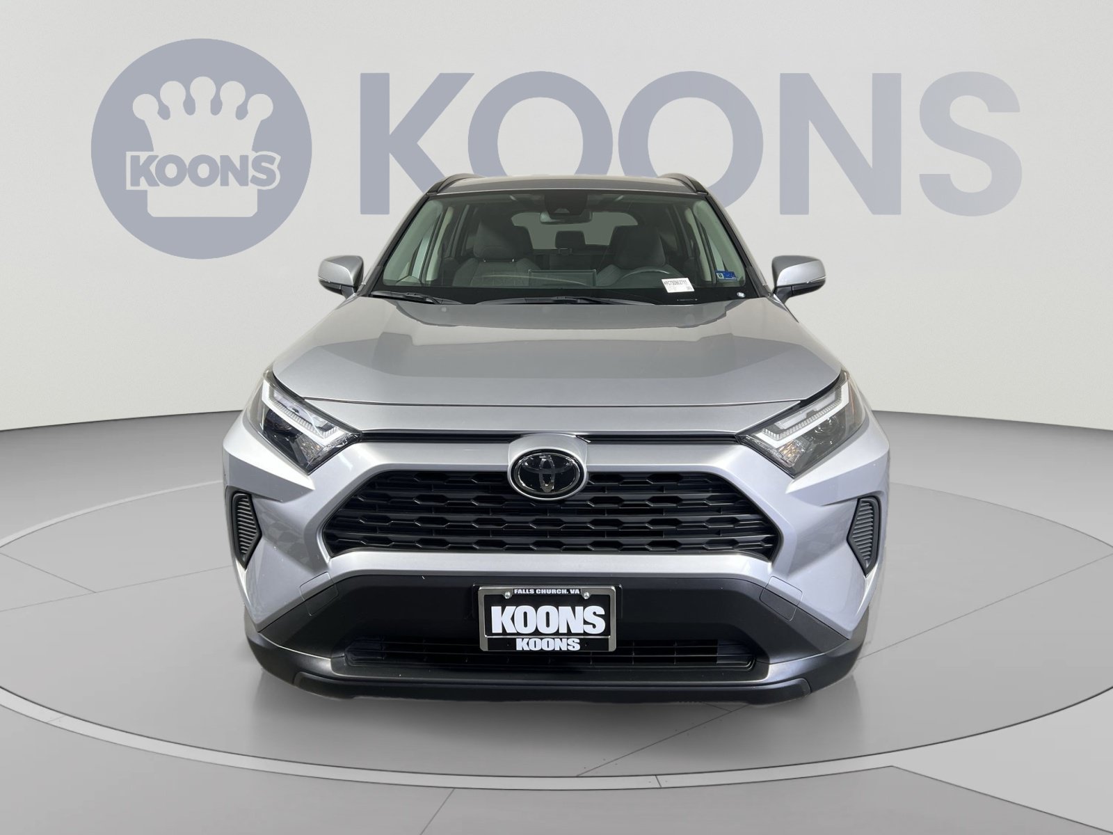 Used 2025 Toyota RAV4 XLE AWD/4WD image 4