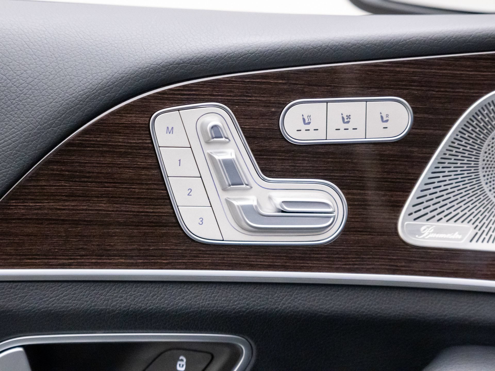 New 2026 Mercedes-Benz GLS 450 4MATIC image 15