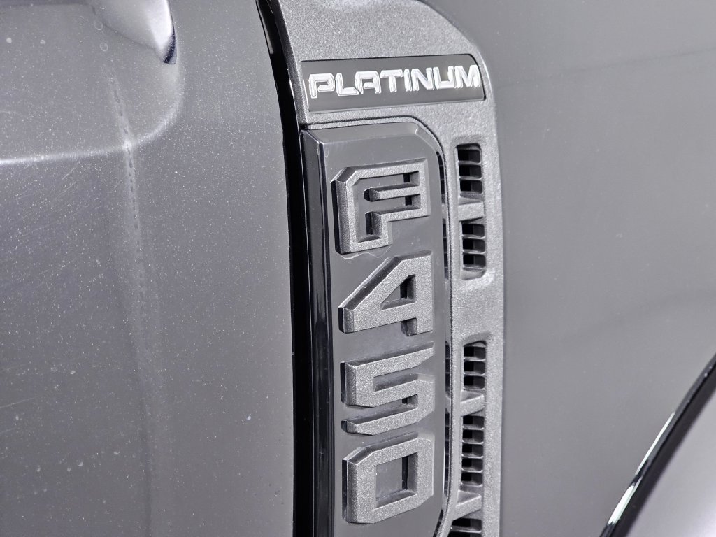Certified 2025 Ford F450 Platinum w/ FX4 Off-Road Package AWD/4WD image 10