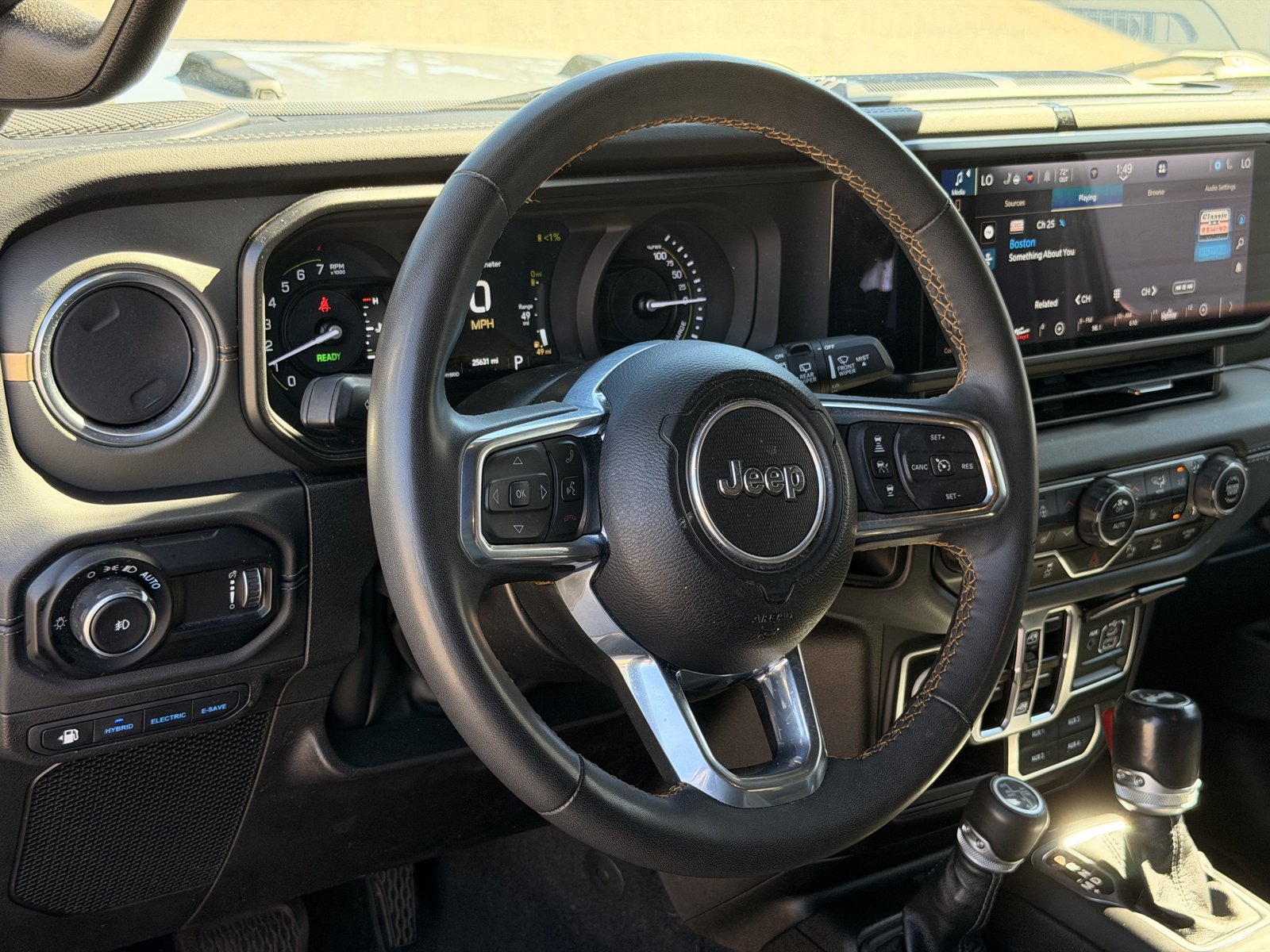 Used 2024 Jeep Wrangler High Altitude AWD/4WD image 20
