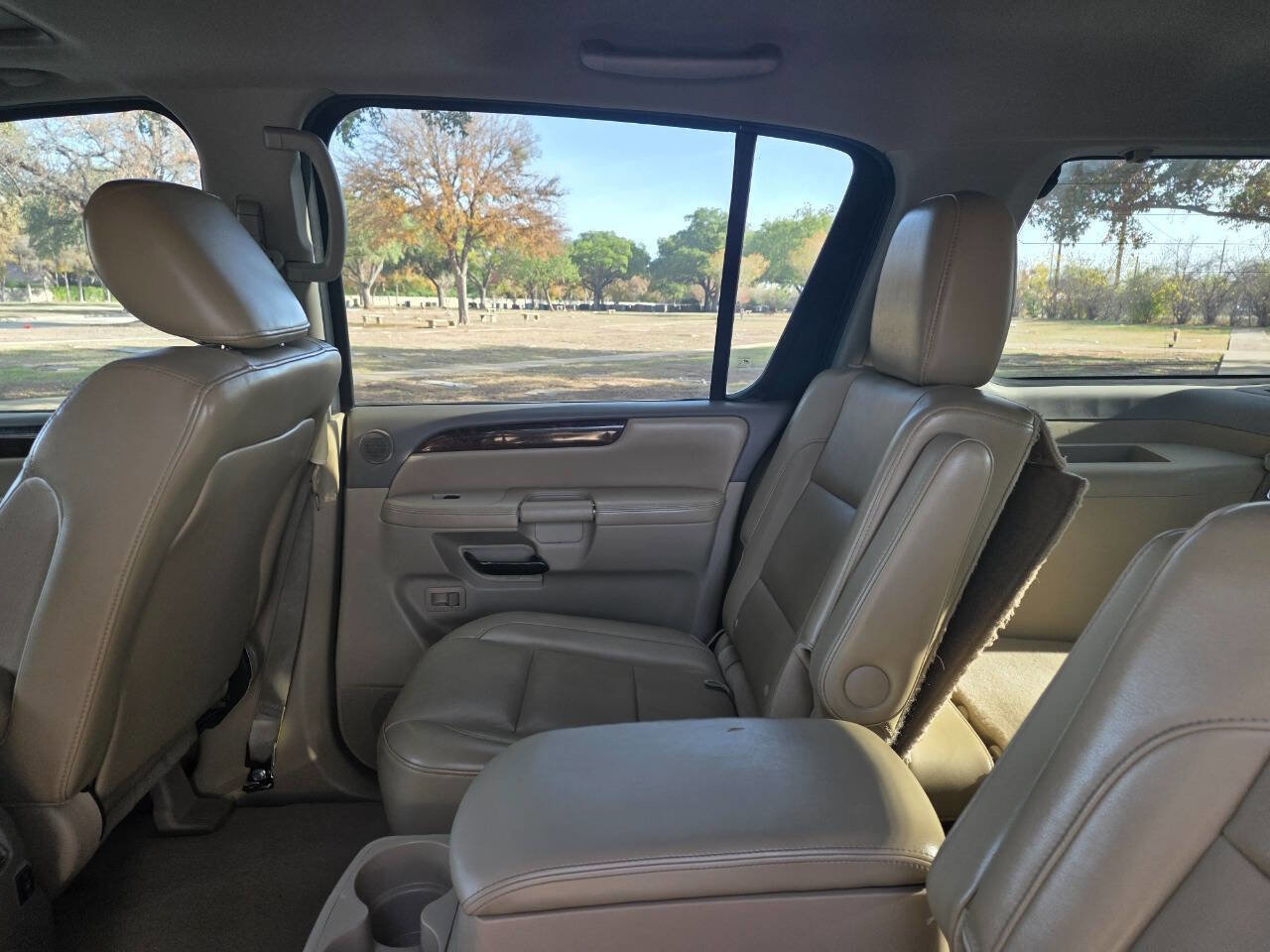 Used 2012 Nissan Armada Platinum image 17