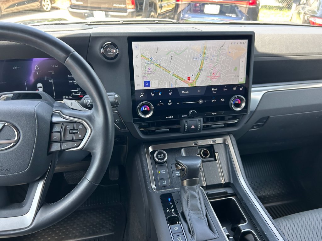 Used 2024 Lexus GX 550 w/ Accessory Package (Z1) AWD/4WD image 21
