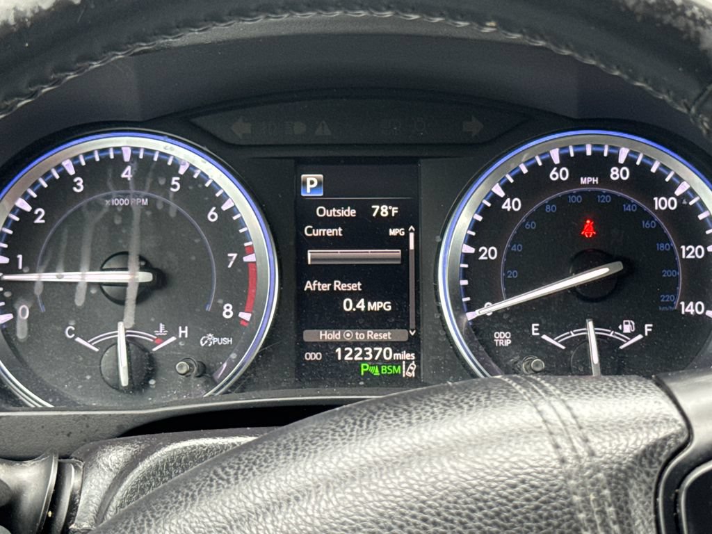 Certified 2017 Toyota Highlander Limited Platinum FWD image 20