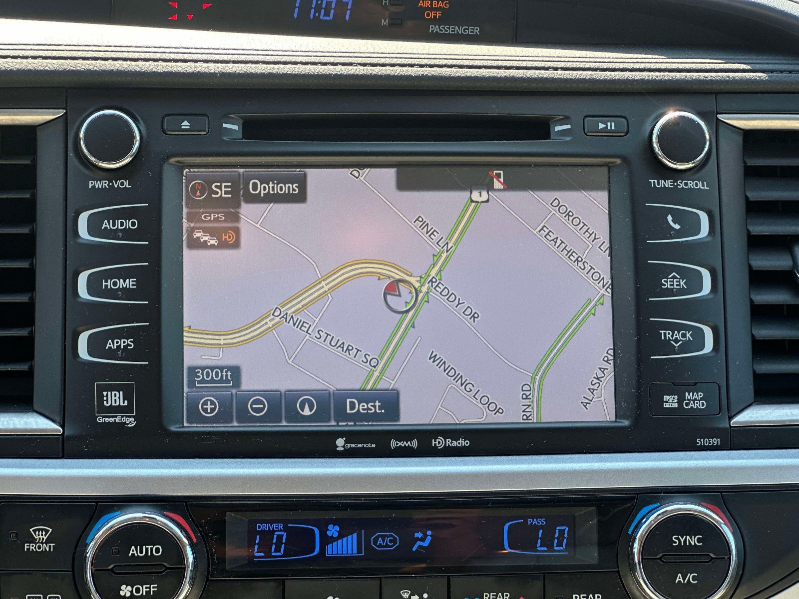 Used 2019 Toyota Highlander Limited AWD/4WD image 19