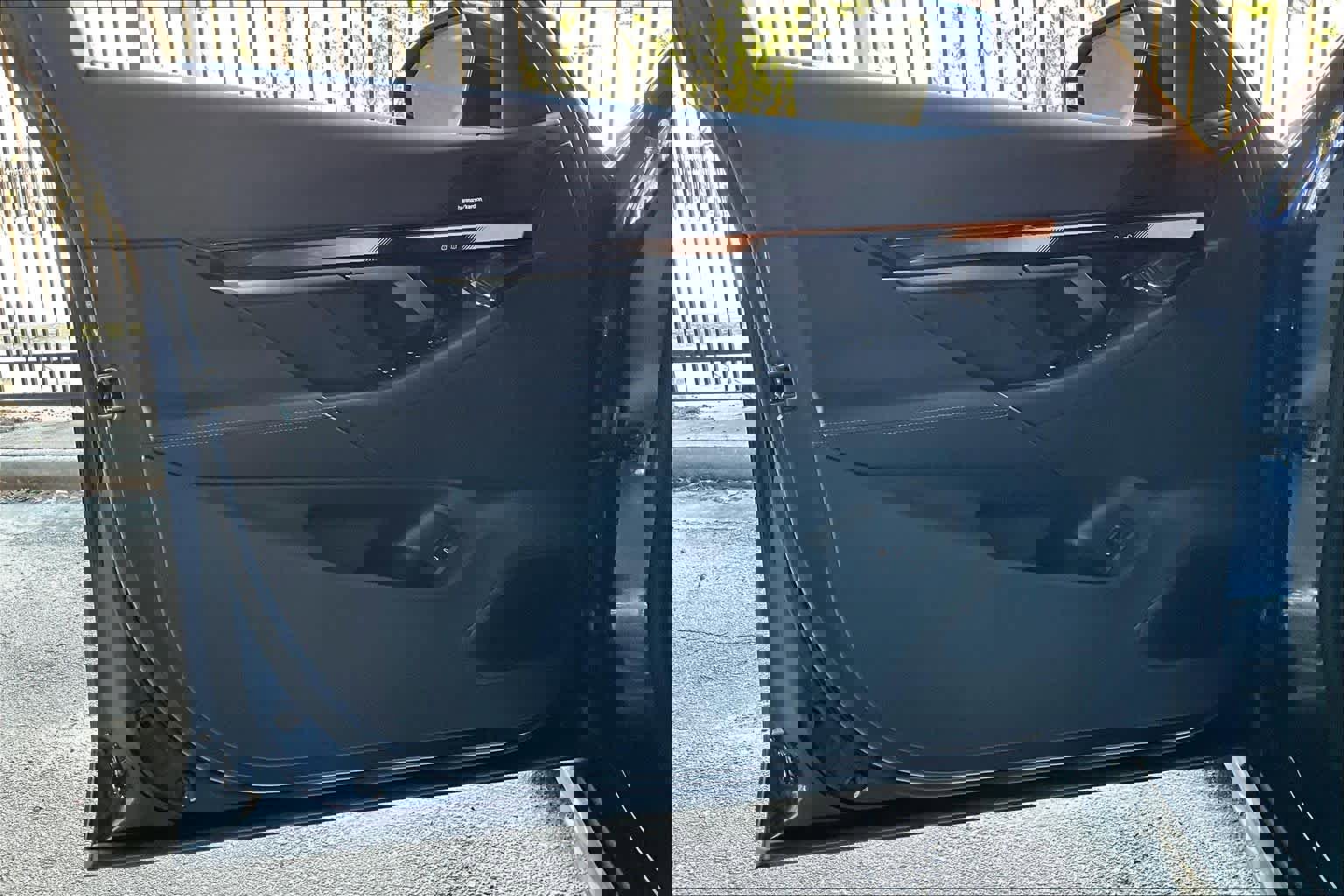 Used 2025 BMW i5 eDrive40i image 21