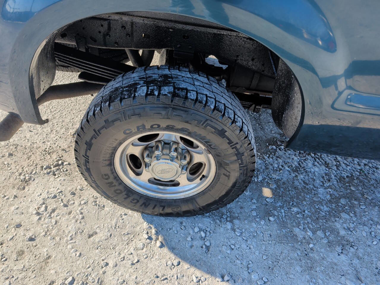 Used 1999 Ford F250 Lariat image 10