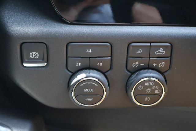 Used 2026 Chevrolet Silverado 2500 LT w/ Trail Boss Package AWD/4WD image 16