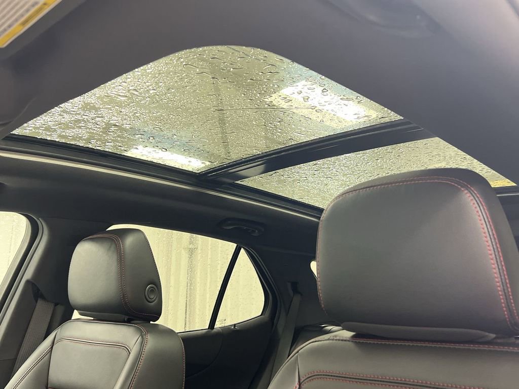 Used 2022 Chevrolet Equinox RS w/ RS Leather Package image 19