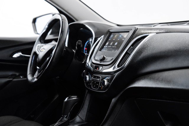 Used 2020 Chevrolet Equinox LT image 22