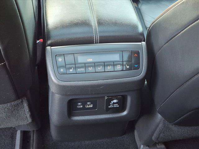 Used 2022 Nissan Pathfinder Platinum w/ Cargo Package FWD image 18