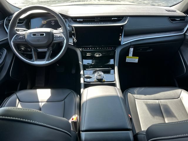 New 2026 Jeep Grand Cherokee Limited AWD/4WD image 15