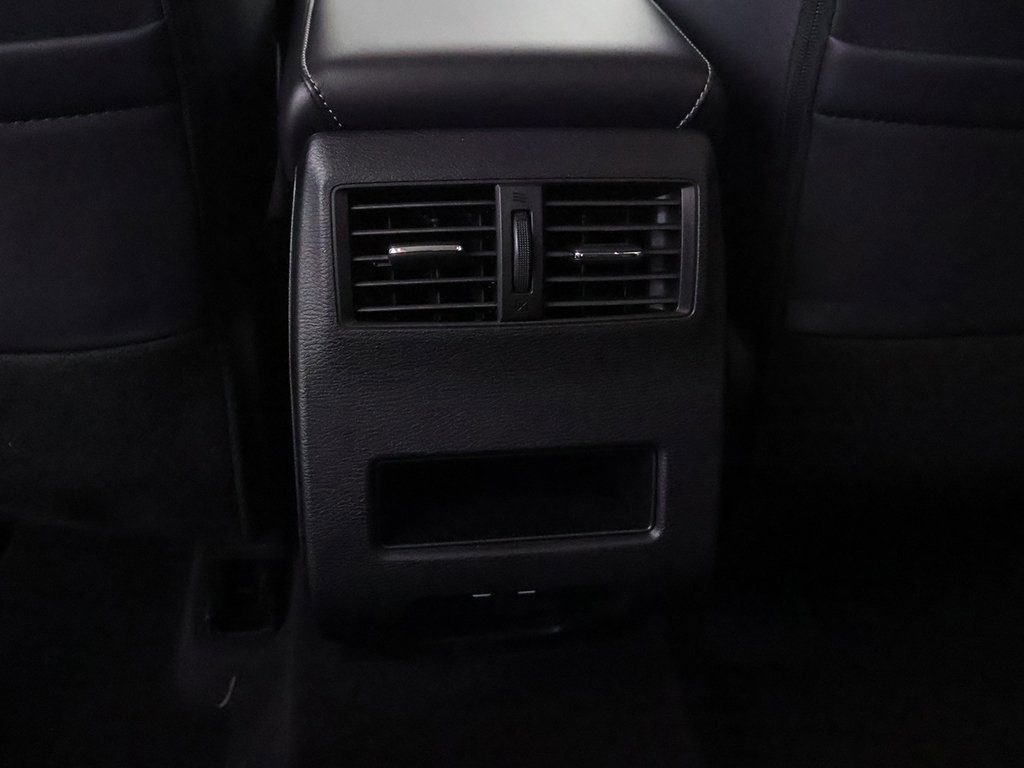 New 2025 Mitsubishi Outlander SE image 53