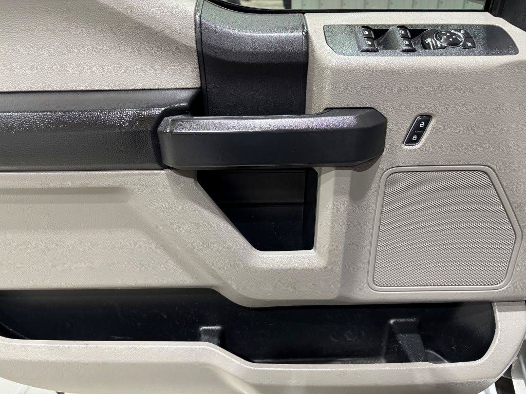 Used 2018 Ford F250 XL w/ Power Equipment Group AWD/4WD image 16