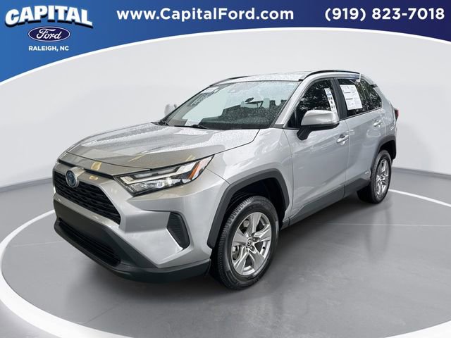 Used 2023 Toyota RAV4 XLE video 1