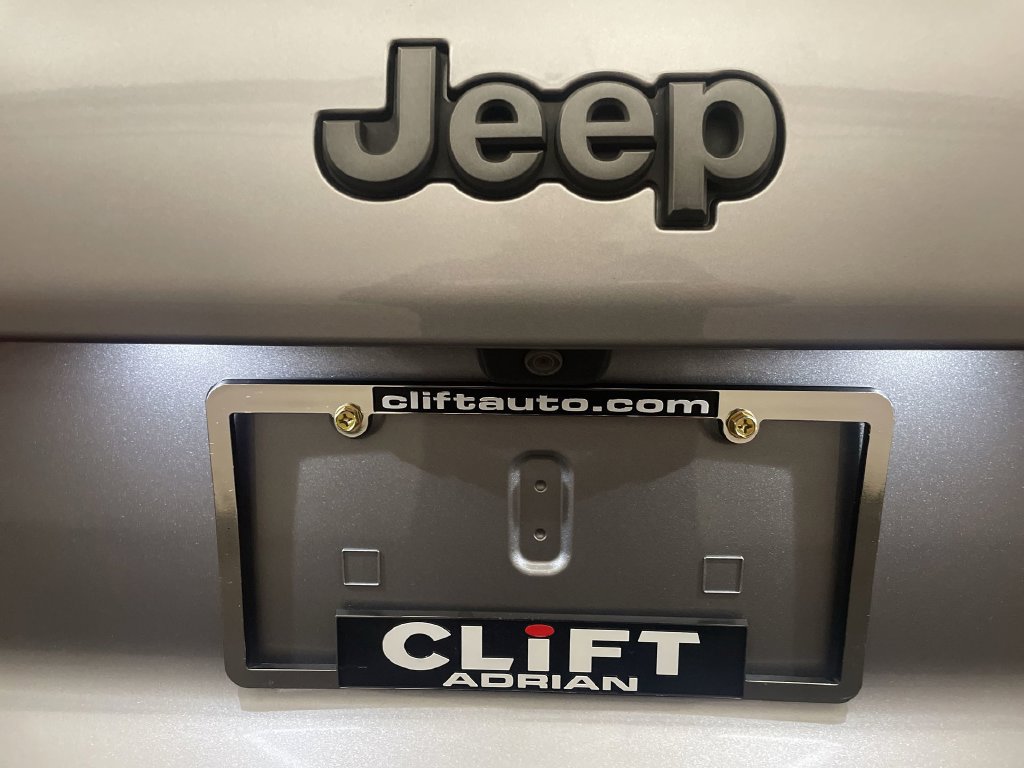 Used 2020 Jeep Cherokee Trailhawk w/ Cold Weather Group AWD/4WD image 24