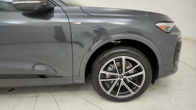 Used 2026 Audi Q5 Premium Plus AWD/4WD image 21