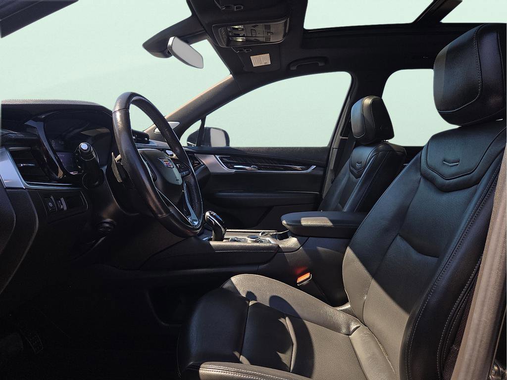 Used 2023 Cadillac XT6 Premium Luxury FWD image 13