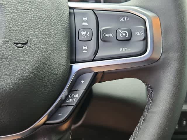 New 2026 RAM 3500 Big Horn AWD/4WD image 28