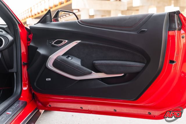 Used 2018 Chevrolet Camaro ZL1 RWD image 73