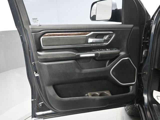 Used 2019 RAM 1500 Laramie image 13