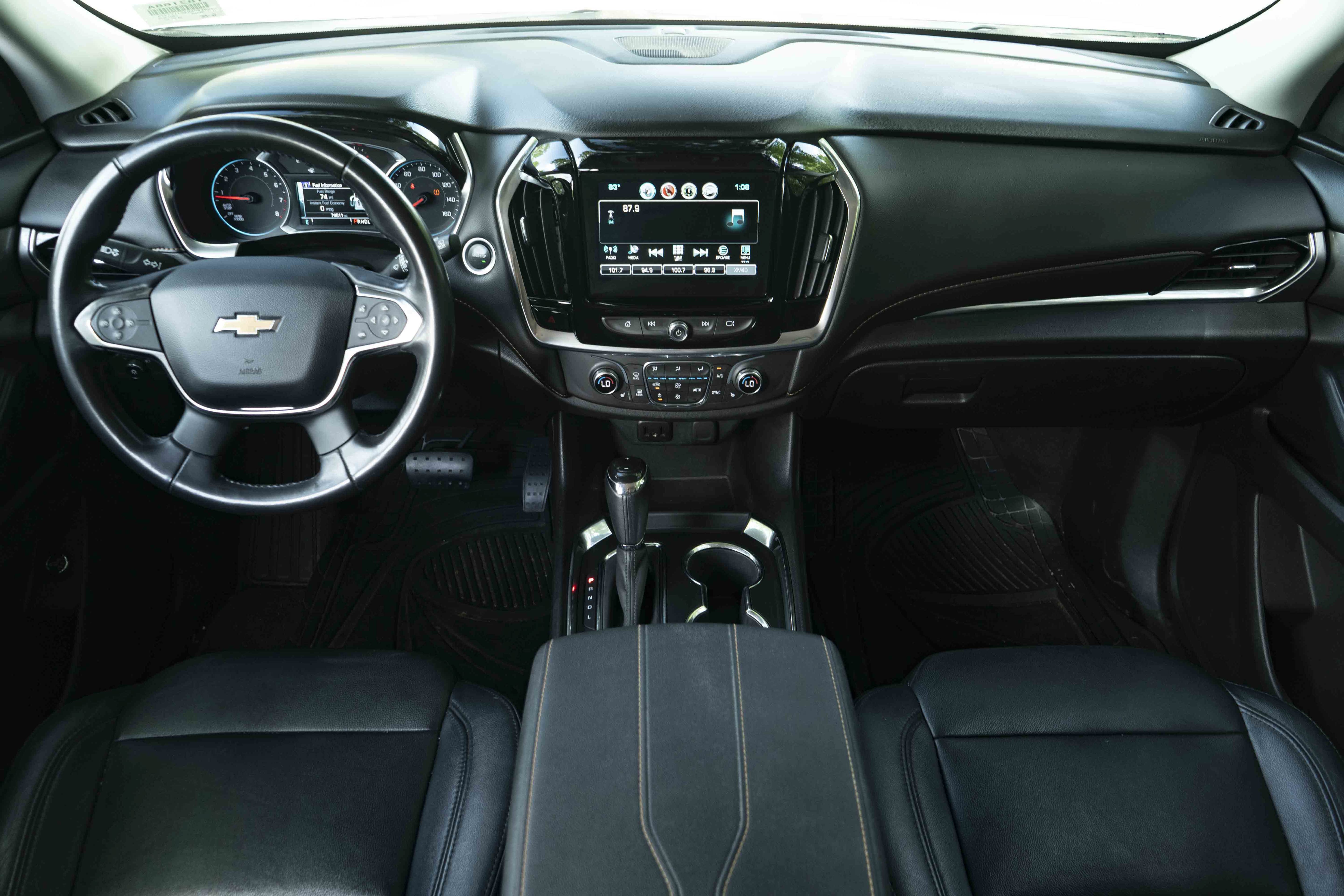 Used 2019 Chevrolet Traverse LT FWD image 27