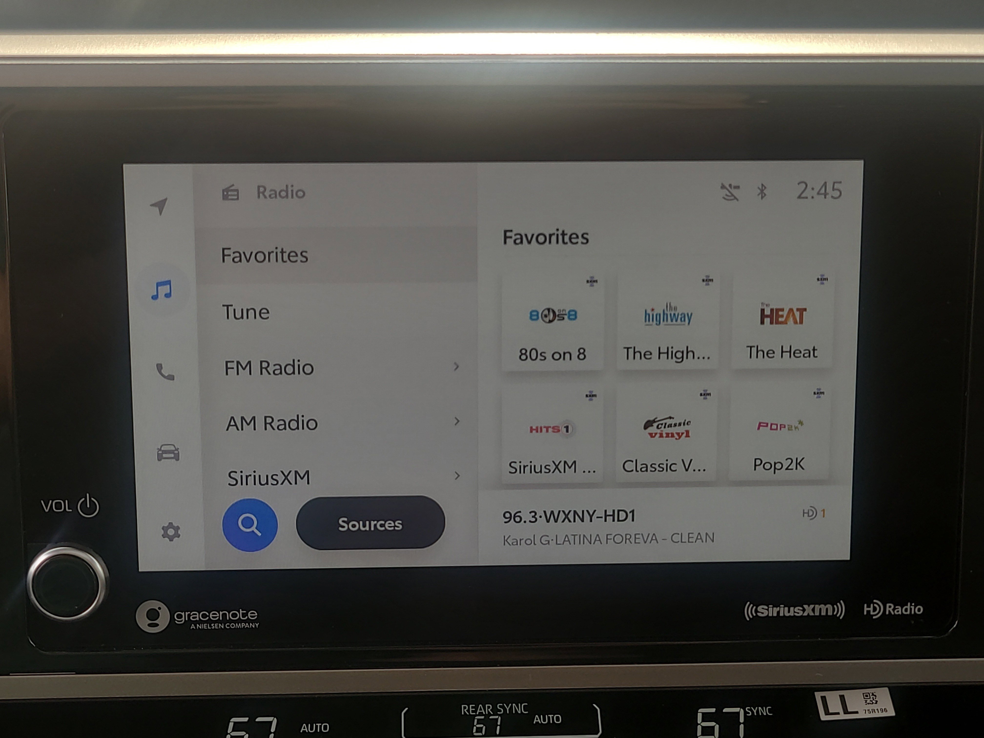 Used 2024 Toyota Sequoia SR5 w/ TRD Off-Road Package AWD/4WD image 28