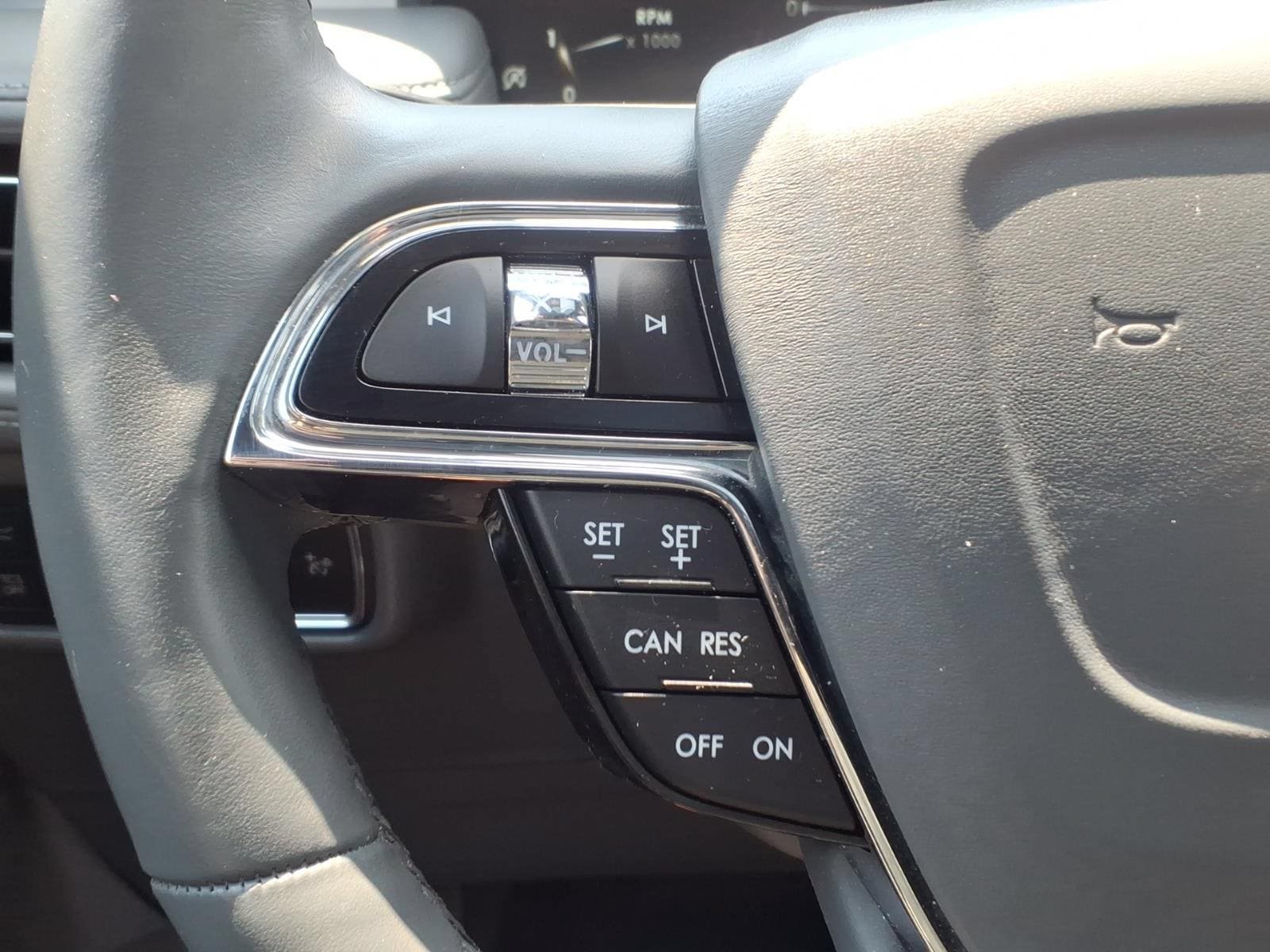 Certified 2022 Lincoln Nautilus Reserve AWD/4WD image 21