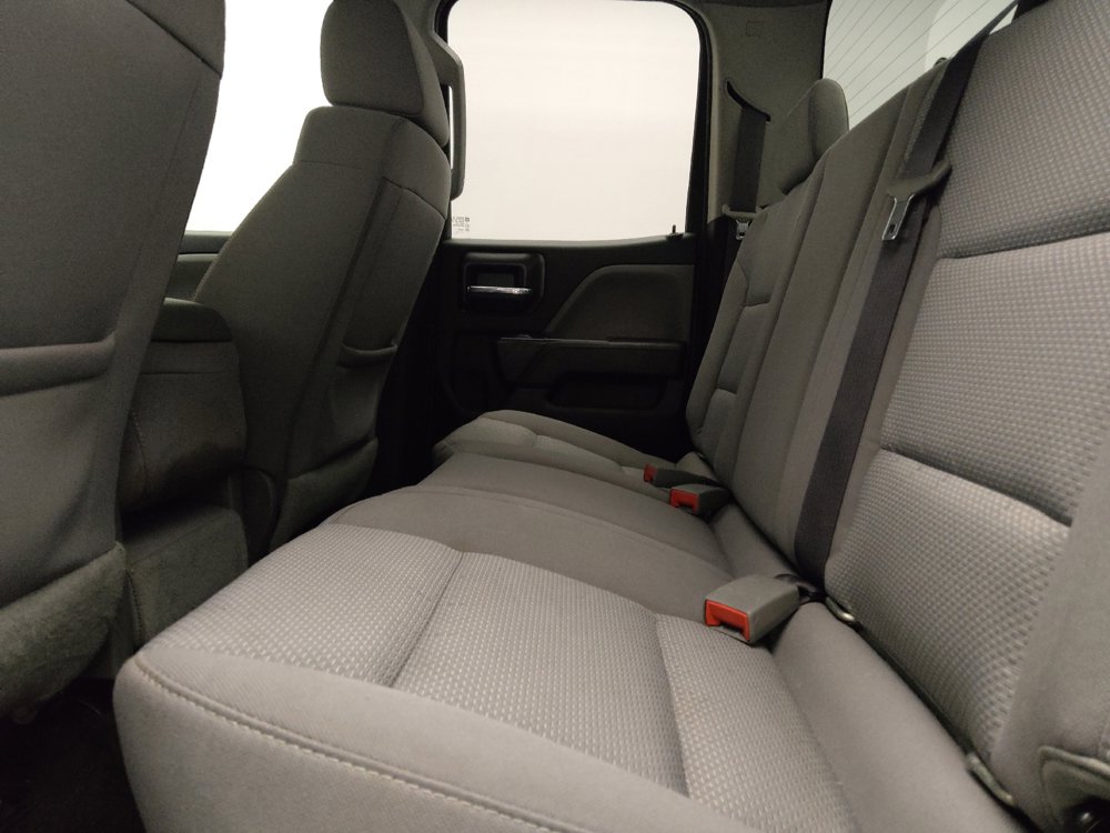Used 2017 Chevrolet Silverado 1500 Custom w/ Custom Convenience Package RWD image 18